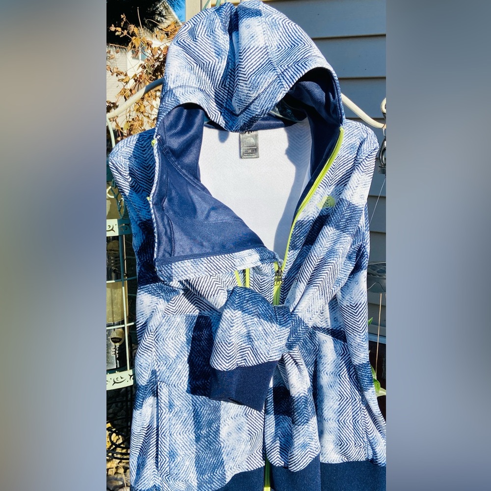 🔥😎North Face Sz-L VGUC Asymmetrical- Zip Women's Spring/Fall Hoodie, Sooo Comfy - Picture 6 of 16